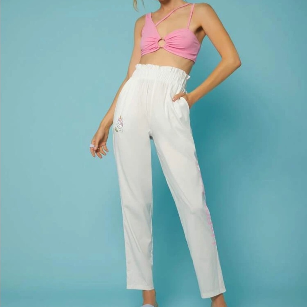 NWT Hello Kitty paper bag waist white pants